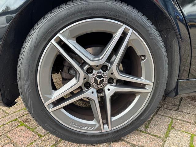 Mercedes-Benz B-KLASSE 180 Business Solution AMG