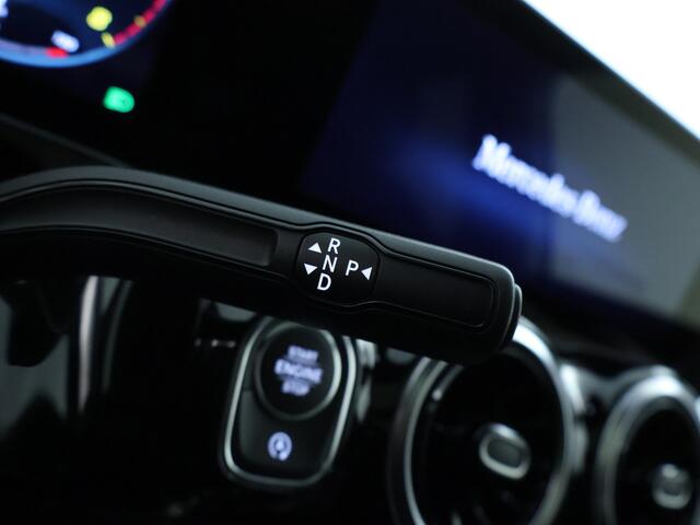 Mercedes-Benz B-KLASSE 180 Business Solution AMG | Panoramadak | Achteruitrijcamera | Nightpakket | Apple Carplay | Inclusief 24 maanden MB Certified garantie voor Europa.