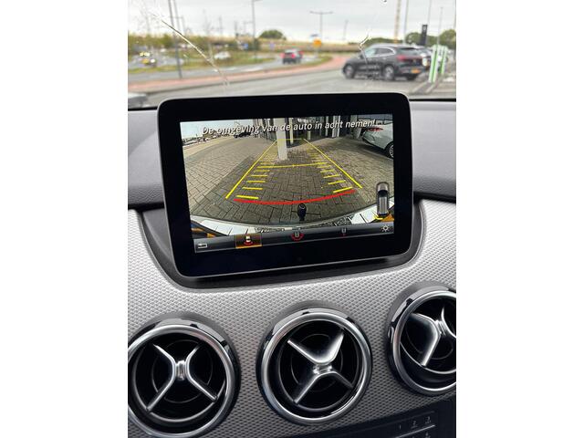 Mercedes-Benz B-KLASSE 180 Ambition | 1E EIGENAAR | 12MND GARANTIE | AUTOMAAT | NAVI | AIRCO | TREKHAAK | CRUISE |