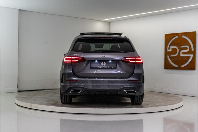 Mercedes-Benz B-KLASSE 250 e AMG 218PK | NL AUTO+NAP | Pano | Memory | Burmester | Sfeer | Trekhaak | VOL! 12 MND Garantie