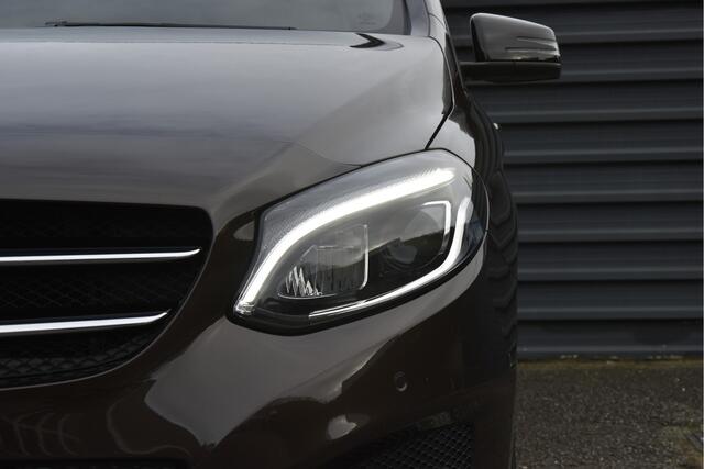 Mercedes-Benz B-KLASSE 180 Activity Edition Automaat