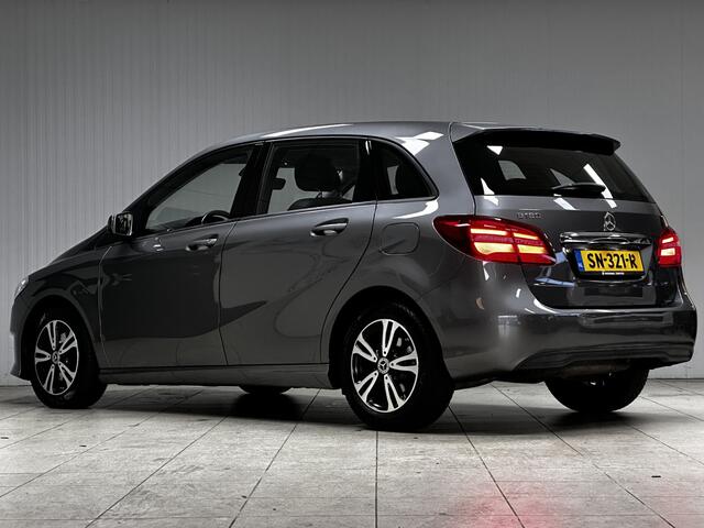 Mercedes-Benz B-KLASSE 180 Prestige/ Automaat!/ LED Koplampen/ Stoelverw./ Camera/ Flippers/ Keyless/ LEDER/ 16''LMV/ Clima/ Navi/ Cruise/ Bluetooth/ Multi.LEDER.Stuur/ Elek.Pakket/ Isofix/ PDC V+A.