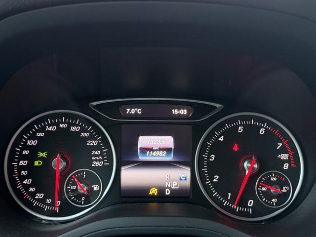 Mercedes-Benz B-KLASSE BWJ 2018 | 200 Ambition 157PK AUTOMAAT | TREKHAAK | LEER | 2X PANO DAK | PDC 2X | NAVI | CLIMA | STOELVERW | CRUISE