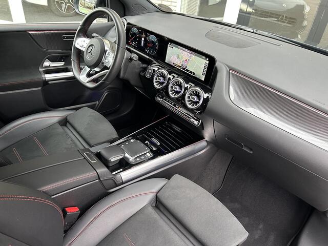 Mercedes-Benz B-KLASSE 200 Business Solution AMG | Stoelverwarming | Cruise Control | Trekhaak