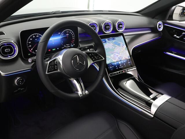 Mercedes-Benz C-KLASSE Estate 300e Star Edition | Achteruitrijcamera | Panoramaschuifdak | Sfeerverlichting | Stoelverwarming | Easypack-achterklep |