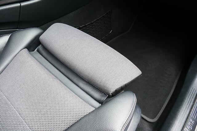 Mercedes-Benz C-KLASSE 180 Prestige. Half Leer, Stoelverw, Navi, Clima, Cruise, PDC V+A