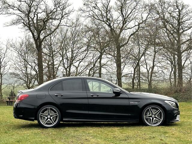 Mercedes-Benz C-KLASSE C 63 AMG - Night - Burmester - Keyless