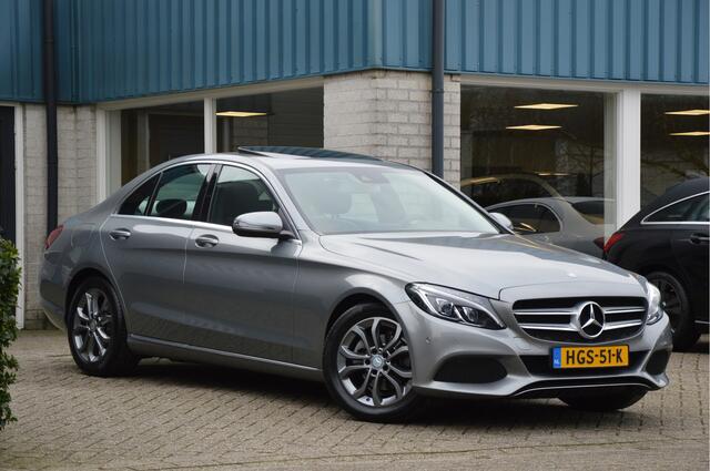 Mercedes-Benz C-KLASSE 180 AMBITION | AUTOMAAT | SCHUIFDAK | TREKHAAK | SFEERVERL | LED | ENZ