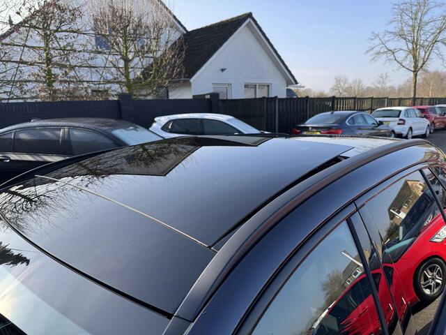 Mercedes-Benz C-KLASSE Estate 300 e AMG Line | Panoramadak | Camera | Sfeerverlichting | Adaptive Cruise Control | Lane Assist |