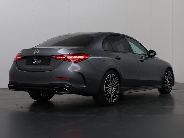 Mercedes-Benz C-KLASSE 180 Star Edition AMG line | Panorama-schuifdak | Sfeerverlichting | Burmester 3D | Achteruitrijcamera | Smartphone-integratie