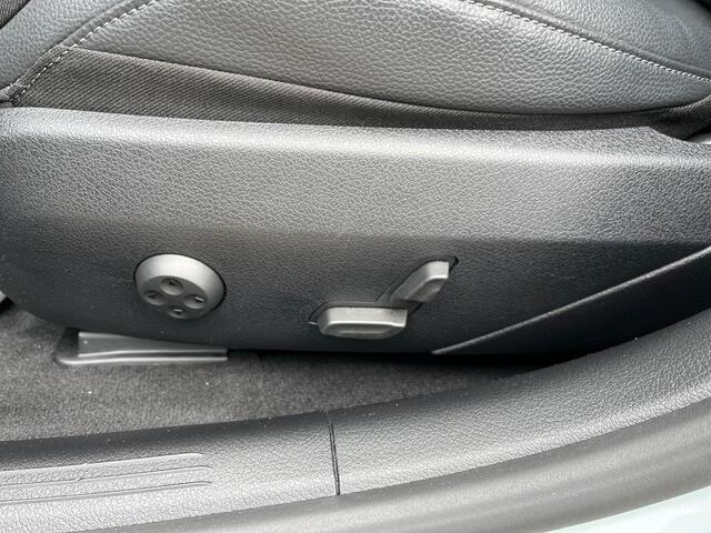 Mercedes-Benz C-KLASSE Estate 200 d 163pk ECC LMV NAVIGATIE SPORTSTOELEN 30000KM Mercedes-Benz C-klasse Estate 200 d Luxury Line