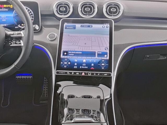 Mercedes-Benz C-KLASSE Estate 300 e AMG Plug-In Hybride | AMG Line Advanced Plus | Night Pakket | Panorama Schuif-Kanteldak | Distronic | Stuur en Stoelverwarming | Inclusief 24 maanden MB Certified garantie voor Europa.