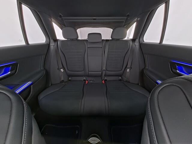 Mercedes-Benz C-KLASSE Estate 300 e AMG Plug-In Hybride | AMG Line Advanced Plus | Night Pakket | Panorama Schuif-Kanteldak | Distronic | Stuur en Stoelverwarming | Inclusief 24 maanden MB Certified garantie voor Europa.