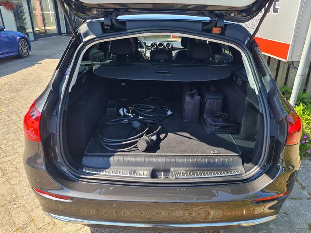 Mercedes-Benz C-KLASSE Estate 300 e Luxury Line Limited 18"/Leder + memory l/r + massage/360 camera/Elektrische klep/Adaptieve cruise/Dodehoek/Sfeerverlichting