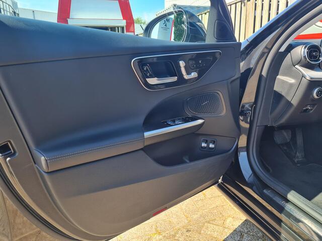 Mercedes-Benz C-KLASSE Estate 300 e Luxury Line Limited 18"/Leder + memory l/r + massage/360 camera/Elektrische klep/Adaptieve cruise/Dodehoek/Sfeerverlichting