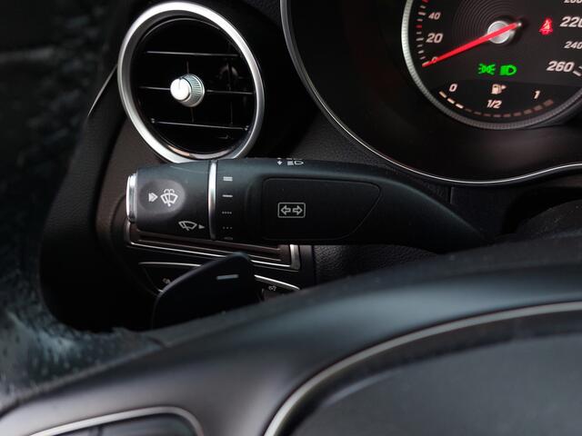 Mercedes-Benz C-KLASSE 180 156pk Automaat Sport Edition AMG | Origineel NL | Navi | Clima | Cruise | Led Koplampen | Pdc V+A+Assist+Camera | Stoelverwarming | Dodehoek+Licht+Regensensor | 18''lm