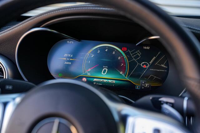 Mercedes-Benz C-KLASSE Cabrio 200 AMG Line Airscarf Burmester Multibeam LED Stoelverw. Navigatie 18''LM