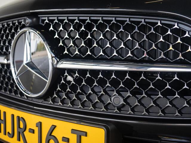 Mercedes-Benz C-KLASSE Limousine 300 e Star Edition Limited Panorama dak | Trekhaak