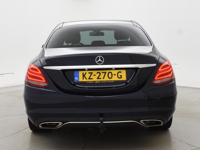 Mercedes-Benz C-KLASSE 350e 279 PK SEDAN + TREKHAAK | 19 INCH | LUCHTVERING | LED | STOELVERWARMING