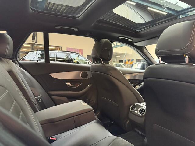 Mercedes-Benz C-KLASSE Estate 160 DCT AMG Line Panoramadak Trekhaak Achteruitrijcamera LED DAB Night Pack