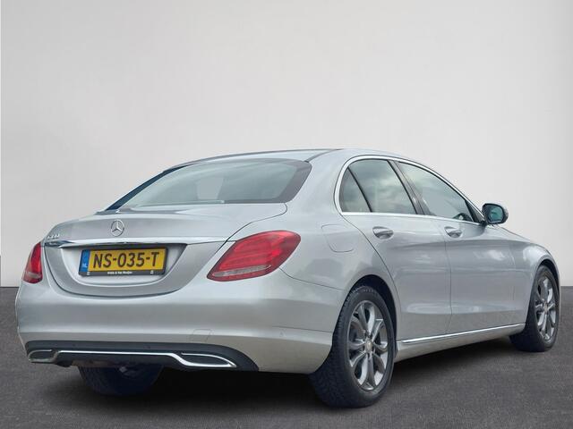 Mercedes-Benz C-KLASSE 180 Prestige Automaat | Garmin® MAP PILOT Navigatie | LED Verlichting | Panoramaschuifdak, Elektrisch | Stoelverwarming | Parkeersensoren | Automatische Airco | 17"Lmv | Halfleer | Sportstoelen ( Vestiging - Vianen) )