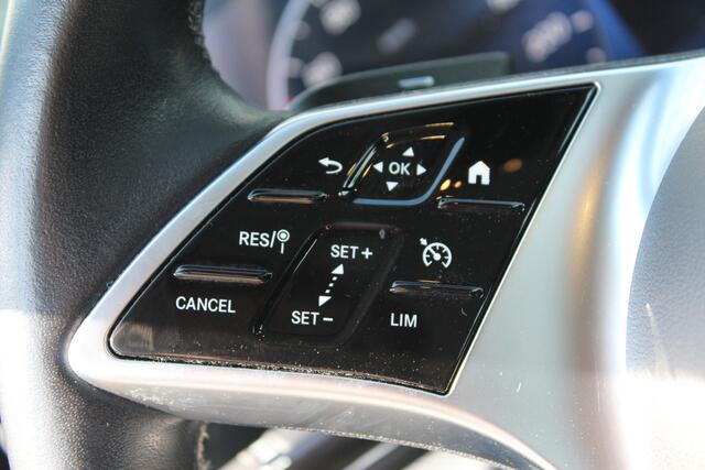 Mercedes-Benz C-KLASSE 180 Luxury Line | 360° | Stoelver. | navi