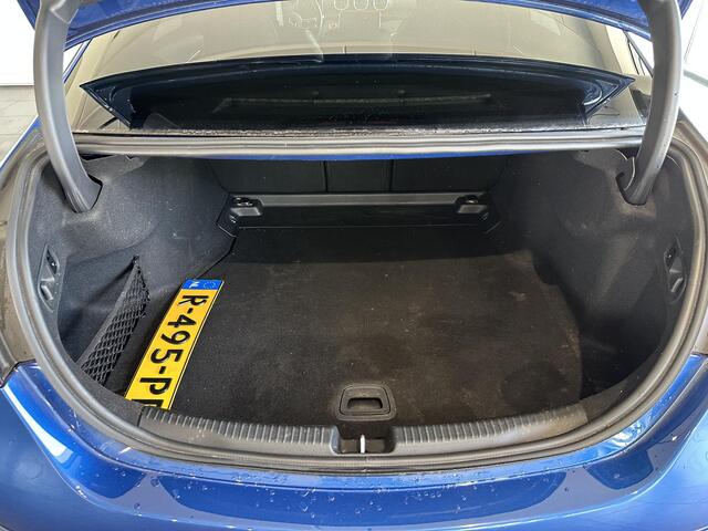 Mercedes-Benz C-KLASSE 180 AMG Line BURMESTER | AMG-LINE | STOELVERWARMING | APPLE CARPLAY/ANDROID AUTO