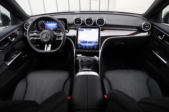 Mercedes-Benz C-KLASSE 300e AMG | 313PK | Keyles-go | Memory | Digital-light | Sfeerverlichting | Distronic | Stoelverw. | Stuurwielverw. | Standkachel | 2024.