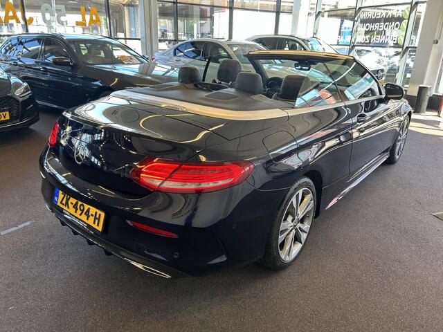 Mercedes-Benz C-KLASSE 300 AMG Line | Cruise control | Climate control | Achteruitrijcamera | Adaptief onderstel | Lederen/Alcantara bekleding | Navigatie