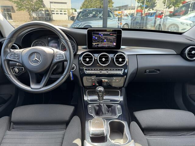 Mercedes-Benz C-KLASSE Estate 180 Avantgarde | Trekhaak | Stoelverwarming | NL- AUTO