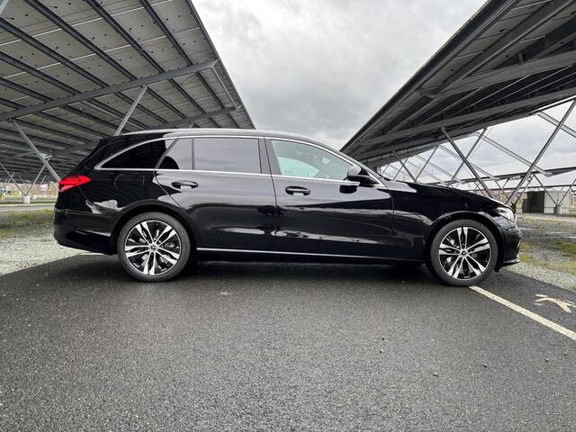 Mercedes-Benz C-KLASSE Estate 300e Star Edition Luxury Line Mercedes-Benz C-klasse Estate 300 e Star Edition Luxury Line | Panoramadak | Memory stoelen | Sfeerverlichting | Parkeercamera | Stoelverwarming |