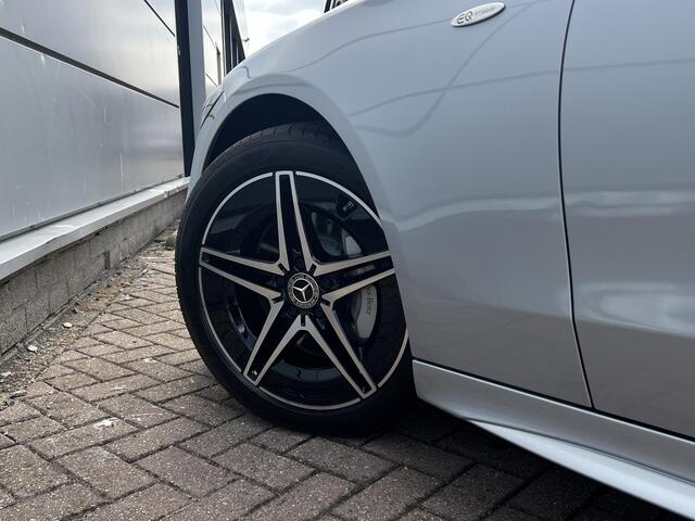 Mercedes-Benz C-KLASSE Estate 300 e Business Solution AMG | Premium Plus | Night Pakket | Panoramadak | Burmester 3D Surround | 360° Camera | Head-up Display | Augmented Reality voor Navigatie | DIGITAL LIGHT | Elektrisch Verstelbare Stoelen + Memory | Sfeerverlichting