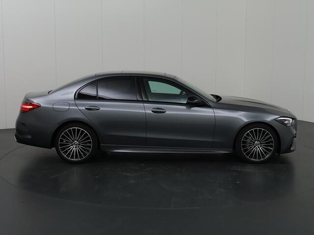 Mercedes-Benz C-KLASSE 180 Star Edition AMG Line | Panoramaschuifdak | 19" AMG velgen | Night pakket | DIGITAL LIGHT