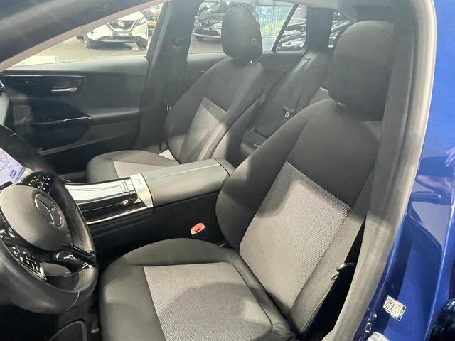 Mercedes-Benz C-KLASSE Estate 180 Business Line | Panoramadak | Navigatie | Camera | Adaptieve cruise controle