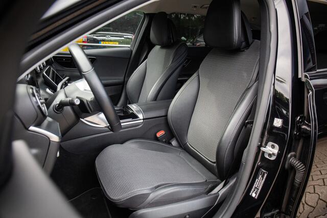 Mercedes-Benz C-KLASSE Estate 300 e Luxury Line , Sfeerverlichting, Trekhaak, Night-pakket