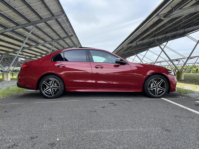 Mercedes-Benz C-KLASSE 300e AMG Line | Night | Panoramadak | Winter pakket | Sfeerverlichting | 360 camera | Memory stoelen | Digital light |