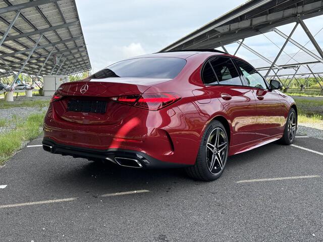 Mercedes-Benz C-KLASSE 300e AMG Line | Night | Panoramadak | Winter pakket | Sfeerverlichting | 360 camera | Memory stoelen | Digital light |