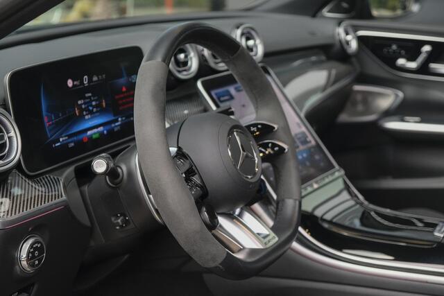 Mercedes-Benz C-KLASSE C63s AMG 680pk E-performance Panoramadak *BTW* 4-Wielsturing Burmester 3d AMG Driver pack