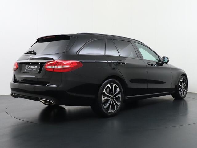 Mercedes-Benz C-KLASSE 300 Avantgarde Facelift Navigatie Camera Stoelverwarming Adaptive Cruise Stuur assistent