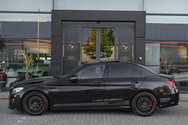 Mercedes-Benz C-KLASSE C63s AMG 510pk Edition 1 Panoramadak Burmester Kuipstoelen Sportuitlaat Distronic Camera Carbon