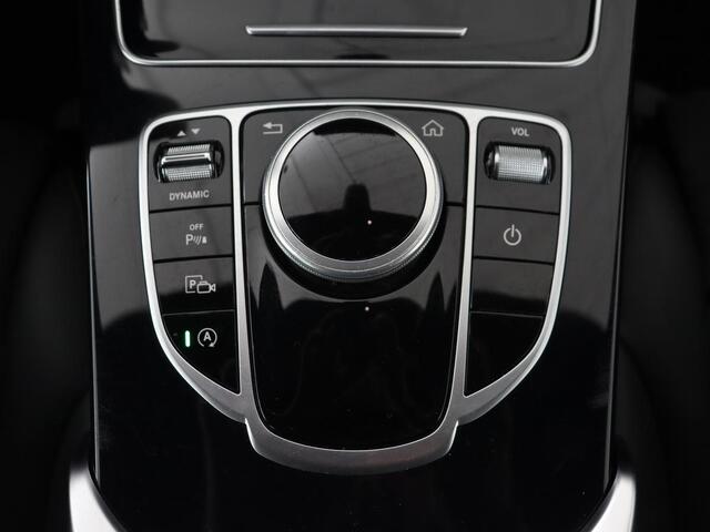 Mercedes-Benz C-KLASSE 160 AMG Limited | Stoelverwarming | Leder/Alcantara | Digital Cockpit | Camera | Navigatie | Full LED | Park Assist