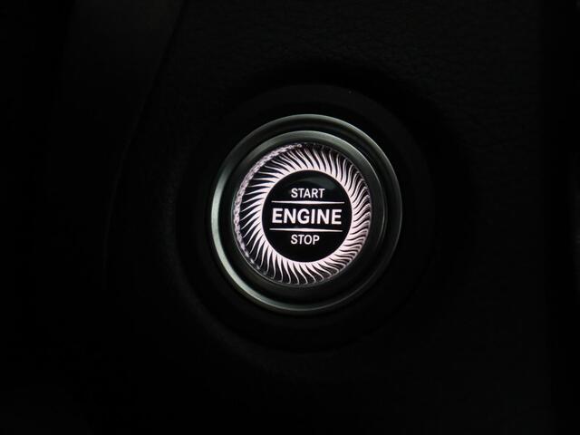 Mercedes-Benz C-KLASSE 160 AMG Limited | Stoelverwarming | Leder/Alcantara | Digital Cockpit | Camera | Navigatie | Full LED | Park Assist