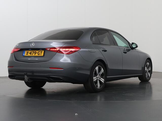Mercedes-Benz C-KLASSE 200 Luxury Line | Trekhaak | Stoelverwarming | Achteruitrijcamera | MBUX |