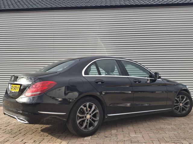 Mercedes-Benz C-KLASSE 180 Ambition | Nieuw binnen! | Cruise | Elektrische voorstoelen | Parkeerassistent |