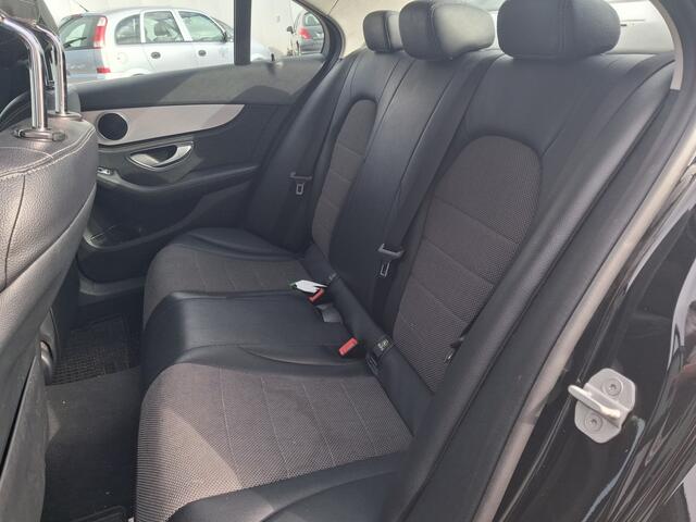 Mercedes-Benz C-KLASSE 180 Ambition | Nieuw binnen! | Cruise | Elektrische voorstoelen | Parkeerassistent |