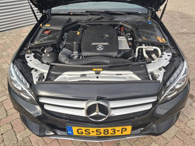 Mercedes-Benz C-KLASSE 180 Ambition | Nieuw binnen! | Cruise | Elektrische voorstoelen | Parkeerassistent |