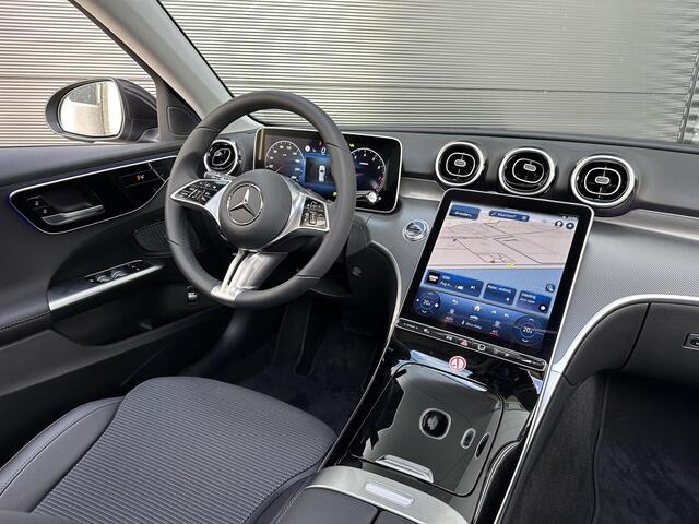 Mercedes-Benz C-KLASSE Estate 180 | Panoramadak | Apple CarPlay | Android Auto | Stoelverwarming | Sfeerverlichting | Achteruitrijcamera