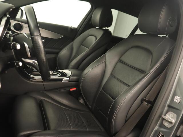 Mercedes-Benz C-KLASSE 180 AMG | Leder | Stoelverwarming | Full LED | Camera | Park Assist | Navigatie | Bluetooth