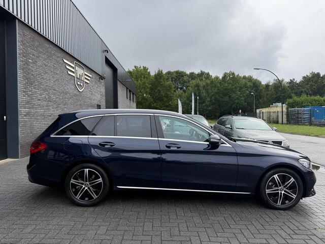Mercedes-Benz C-KLASSE Estate 180 Business Solution Plus Upgrade Edition | 1E EIGENAAR | 12MND GARANTIE | AUTOMAAT | LED | CARPLAY | AMBILIGHT | NAVI | LMV | CRUISE | NL-AUTO |