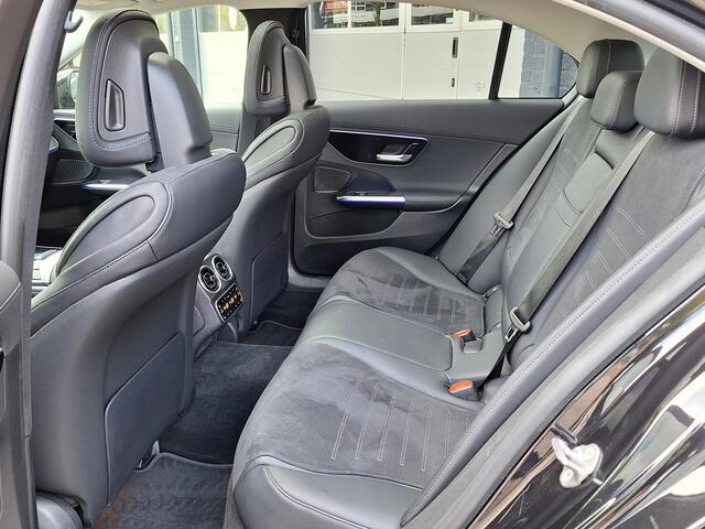 Mercedes-Benz C-KLASSE 300 e AMG Line Limited | Panoramadak | Trekhaak | Night pakket | 360? camera | Dodehoekassistentie | Sfeerverlichting